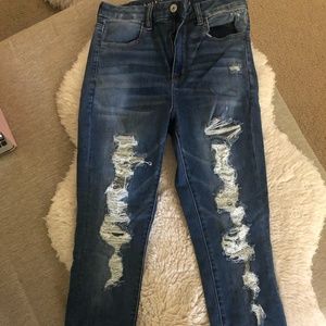 Distressed American Eagle Jeans (8)